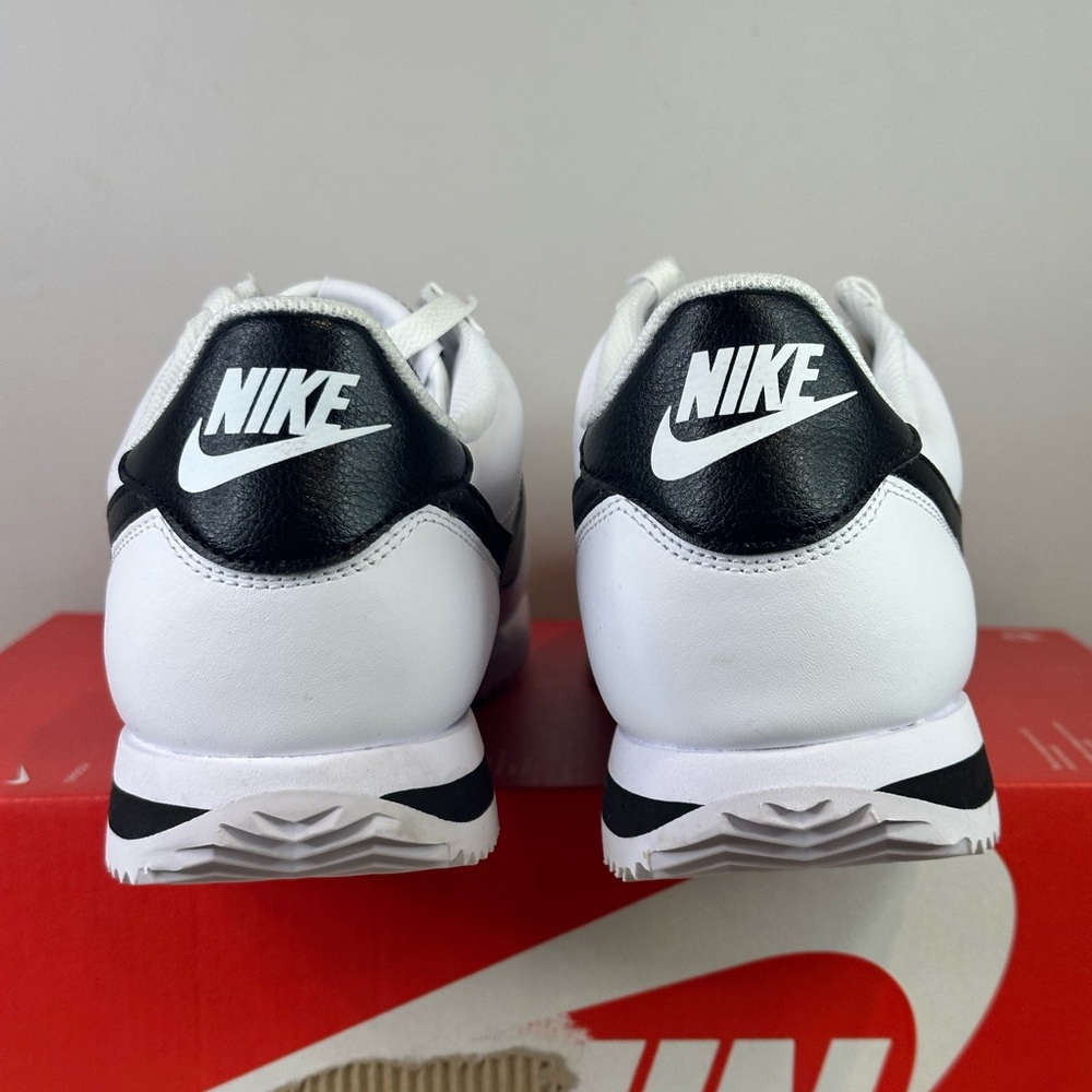 Nike Cortez - Picture 4 of 13
